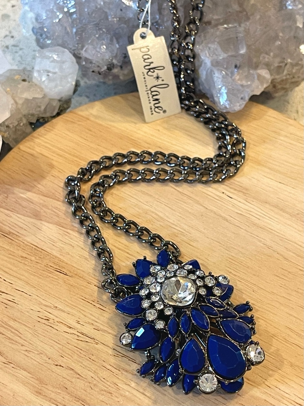 🌑NWT Park Lane Spellbound Crystal Gunmetal Necklace🌑